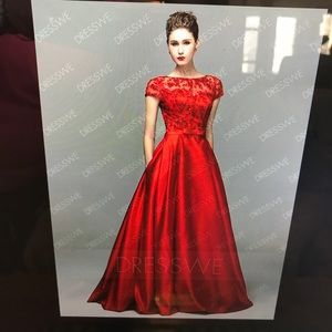 Red Prom Dress💃🏼